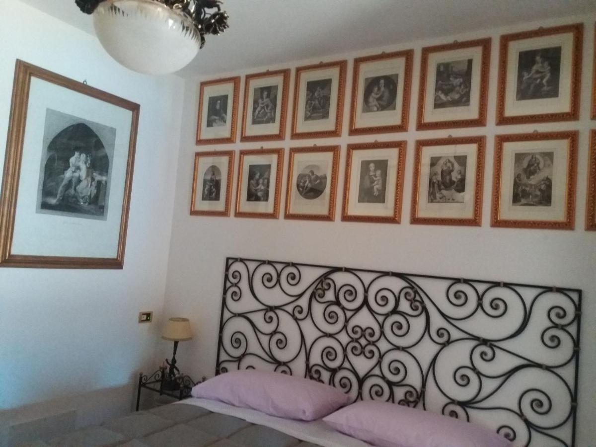 Casa Intignano - Camera Con Bagno E Portico Vista Lago เตรเมสโซ ภายนอก รูปภาพ