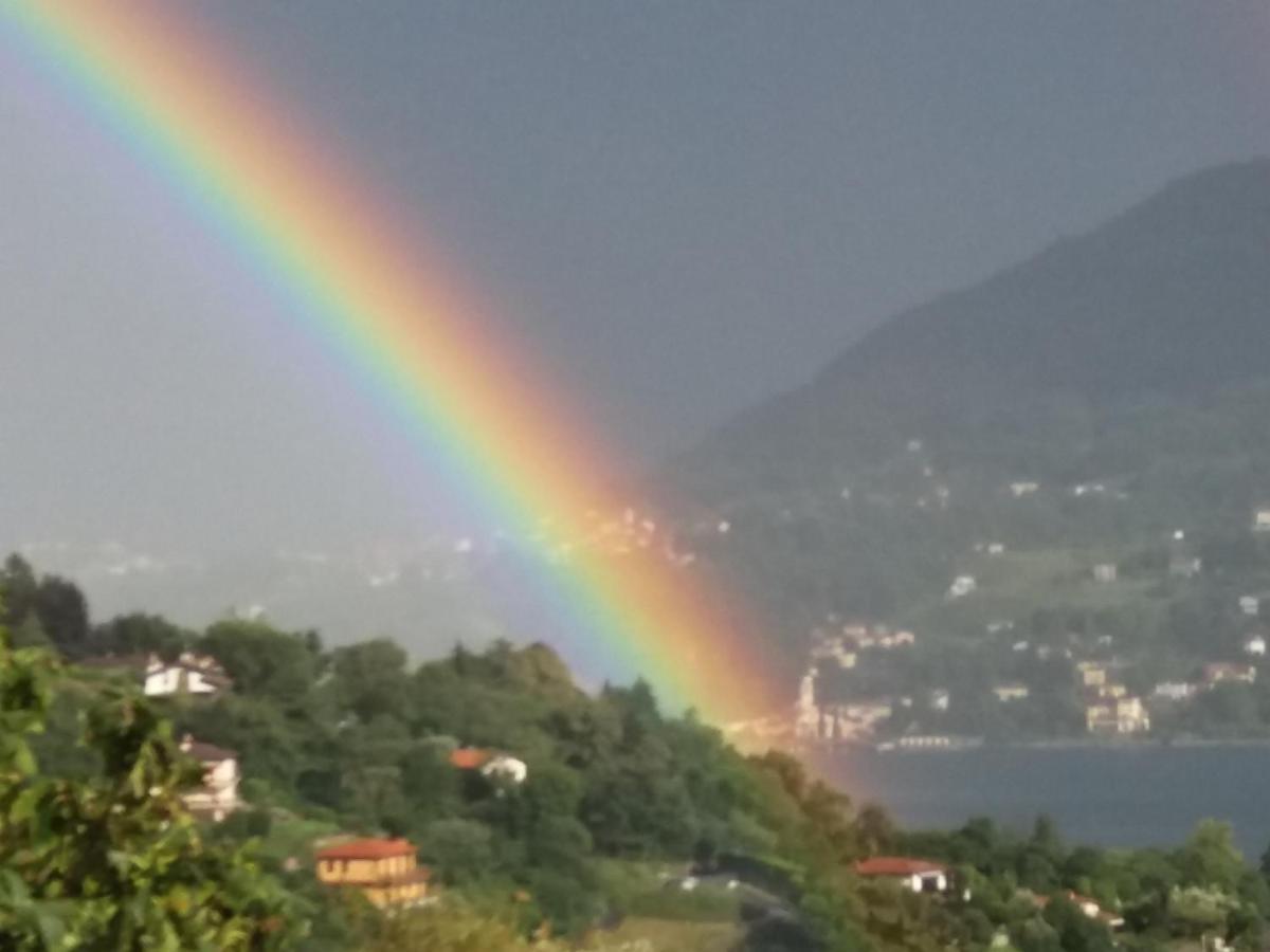 Casa Intignano - Camera Con Bagno E Portico Vista Lago เตรเมสโซ ภายนอก รูปภาพ