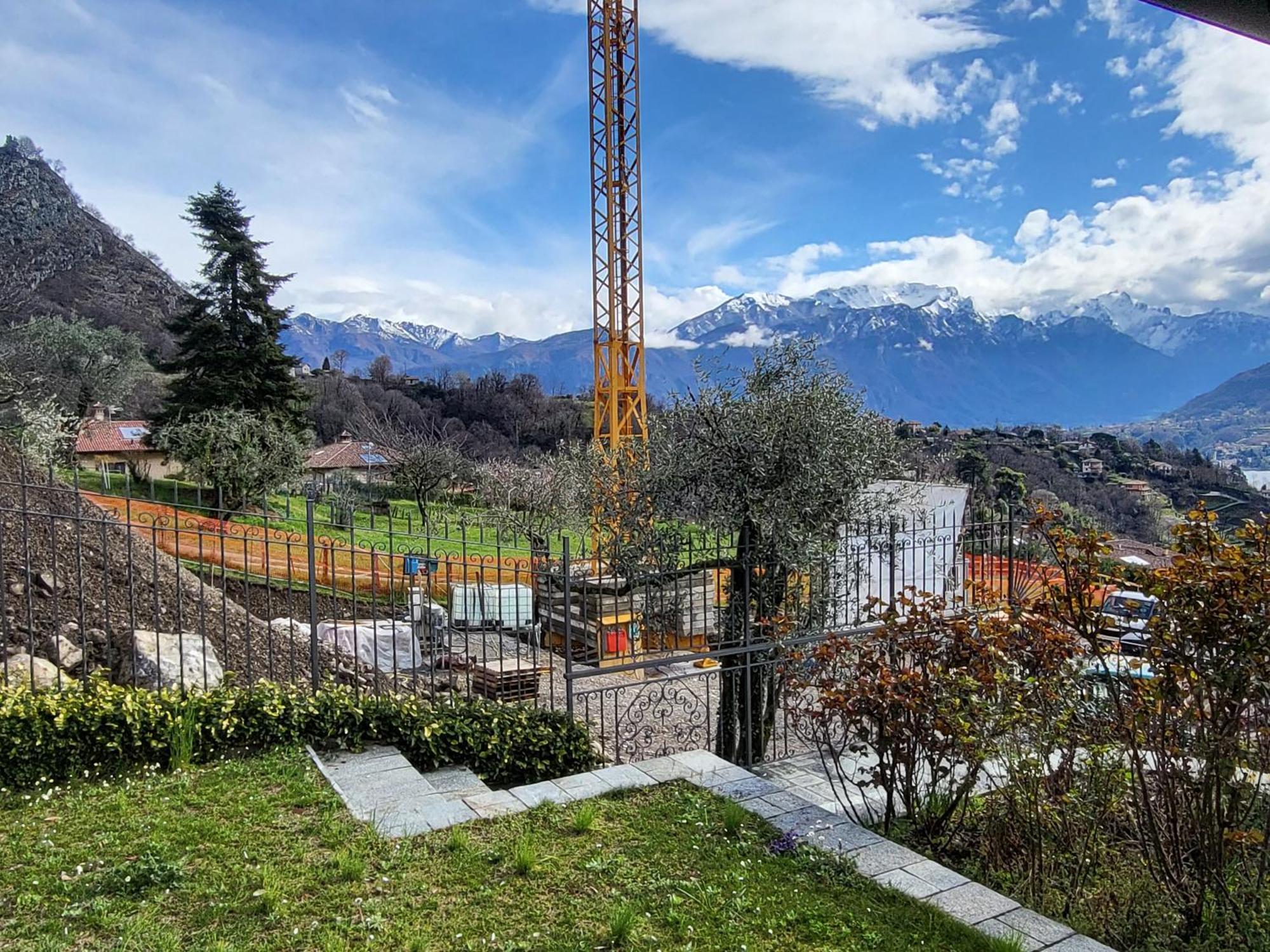 Casa Intignano - Camera Con Bagno E Portico Vista Lago เตรเมสโซ ภายนอก รูปภาพ